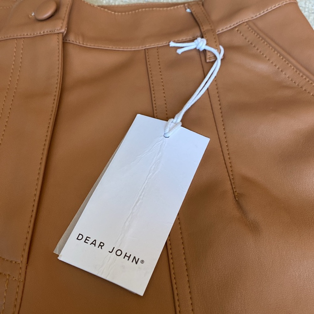 Dear John faux leather shorts 🩳 - Picture 6 of 6